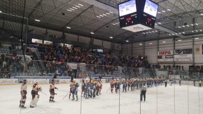 Hokejový zápas Žiar nad Hronom - HC Humenné Hokejový zápas Žiar nad Hronom - HC Humenné