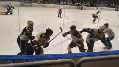 Hokejový zápas Žiar nad Hronom - HC Humenné Hokejový zápas Žiar nad Hronom - HC Humenné