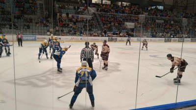 Hokejový zápas Žiar nad Hronom - HC Humenné Hokejový zápas Žiar nad Hronom - HC Humenné