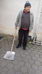 Apríl 2025