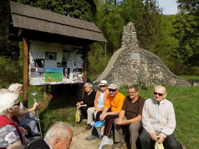 22. apríla oslavuje „meniny“ naša planéta Zem. Pôvodne tento sviatok symbolizoval príchod jari a oslavy sa konali pri príležitosti jarnej rovnodennosti 21. marca. V súčasnosti chcú ľudia z celého sveta upozorniť na zhorš...<br /> Deň Zeme
