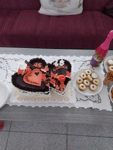 Narodeniny predstavujú významný medzník v živote každého človeka a preto sme sa dňa 12.04.2021 rozhodli zorganizovať narodeninovú oslavu našej drahej klientky Gabiky Mistríkovej....<br /> Narodeninová oslava