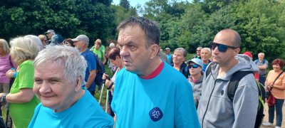 Pochod seniorov Lučatínskym chotárom