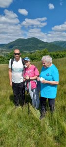 Pochod seniorov Lučatínskym chotárom