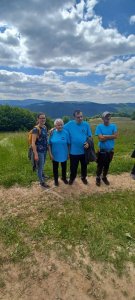 Pochod seniorov Lučatínskym chotárom