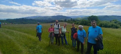 Pochod seniorov Lučatínskym chotárom