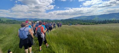 Pochod seniorov Lučatínskym chotárom